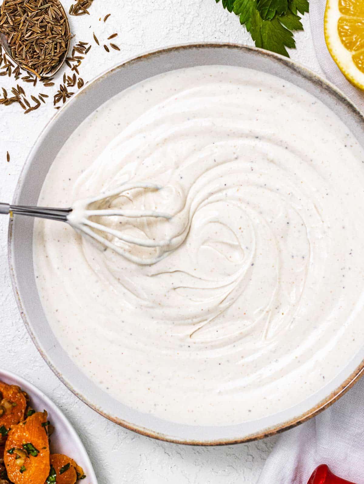Joghurt-Tahini-Soße 2 tahini joghurt dressing