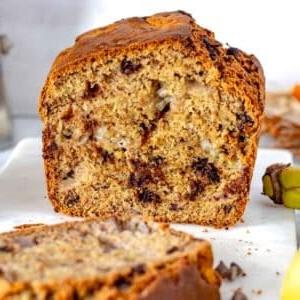 Gesundes Bananenbrot mit Schokostückchen
