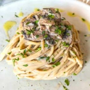 Kastanienpasta mit sautierten Pilzen