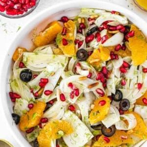 Fenchelsalat in einer Schüssel