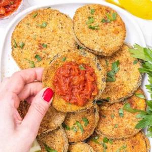 panierte Auberginen mit Marinara-Sauce