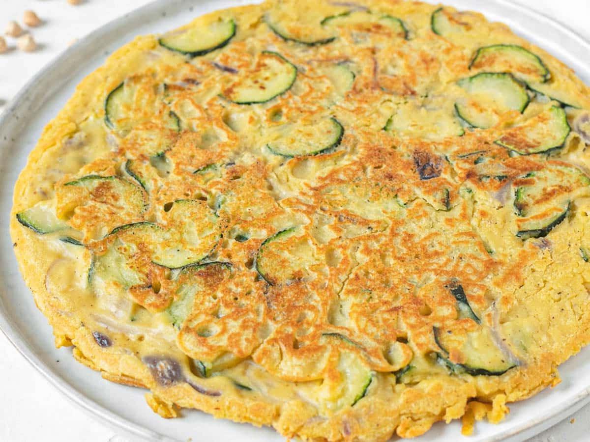 Vegane Frittata mit Zucchini
