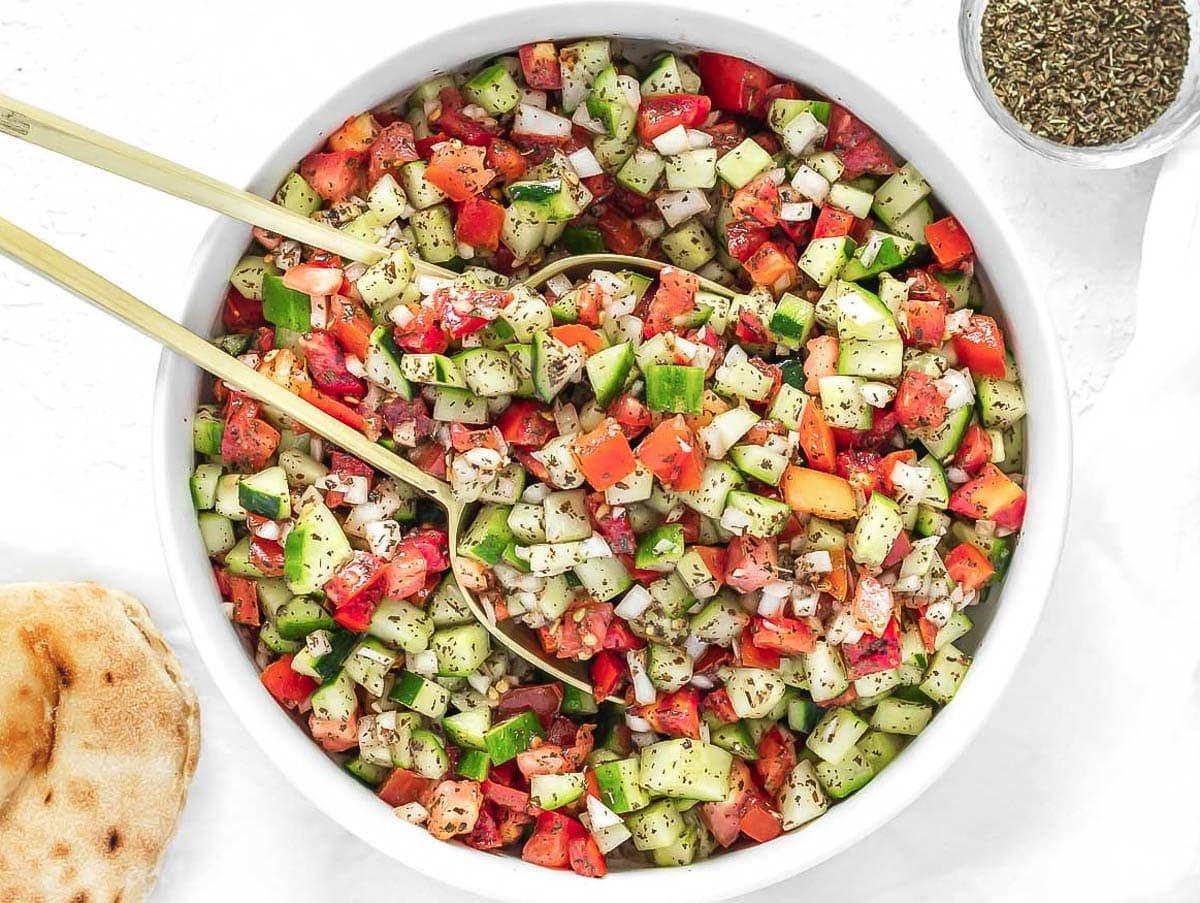 20 einfache Curry-Rezepte 20 Shirazi-Salat mit Brot