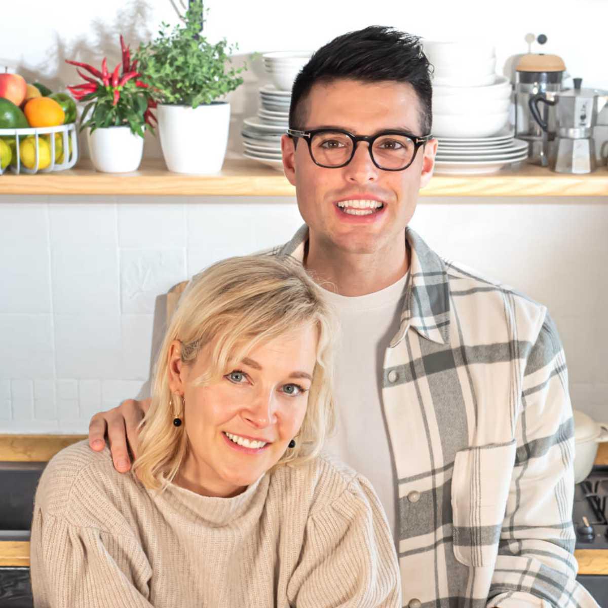 Pilz-Alfredo 3 Nico and Louise in their kitchen.