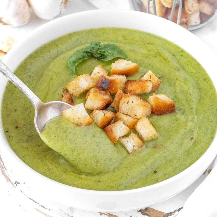 Zucchini Suppe