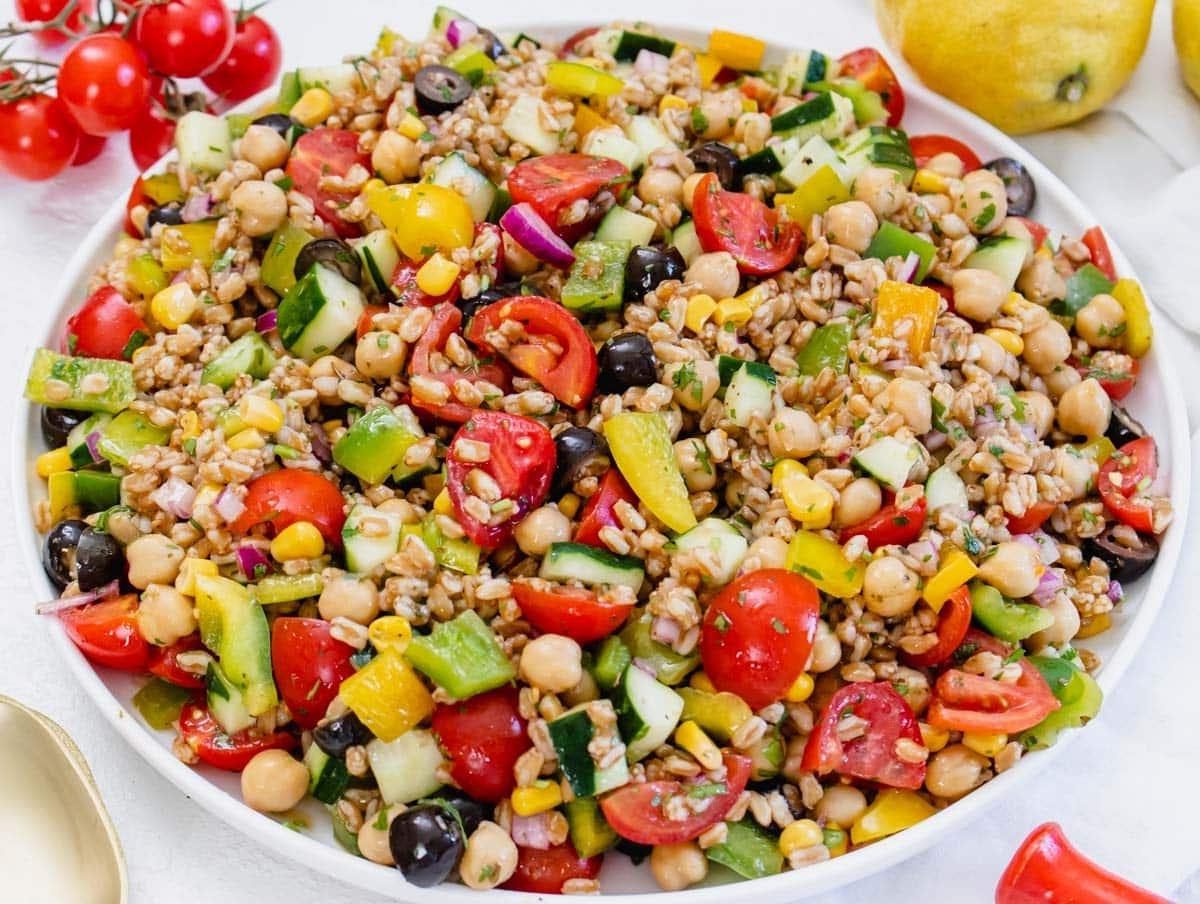Farro-Salat mit Tomate