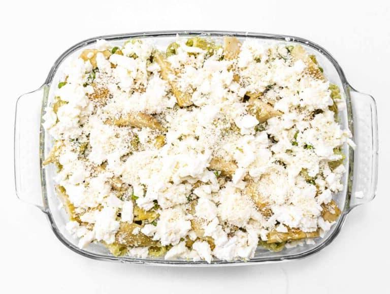 Artischocken Pasta mit Ricotta oben drauf