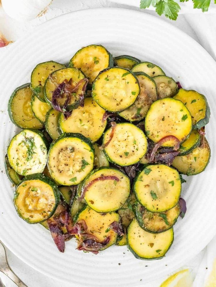 Gebratene Zucchini als Topping